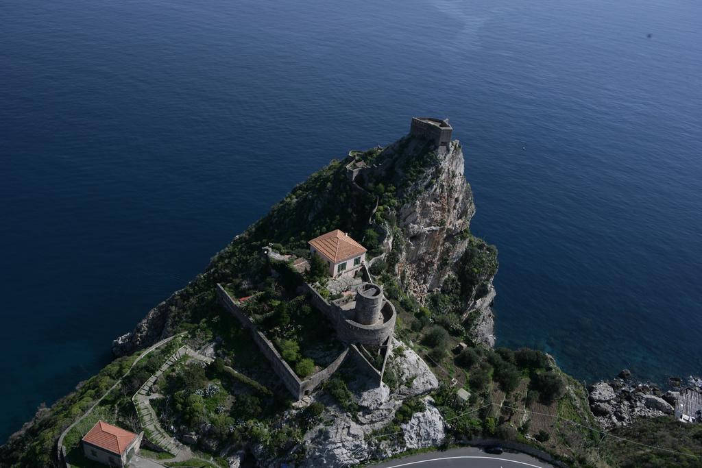 Casa Di Mare Barabba Villa Santa Teresa Di Riva Exterior foto